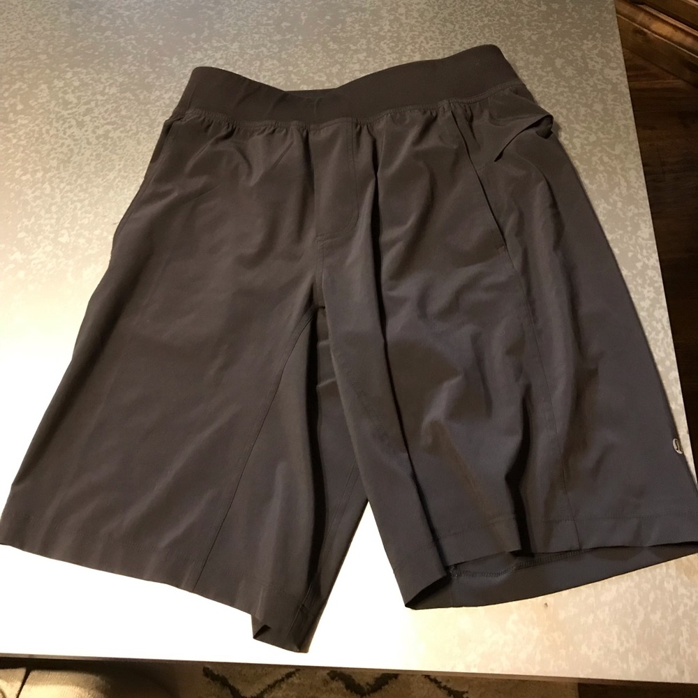Men’s Lululemon Core / T.H.E. Shorts